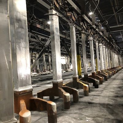 quality Gesoldeerde anodenassemblage Aluminiumstaaf Bimetalisch overgangsgewricht Stalen anodenjoch Voor elektrolysecel factory